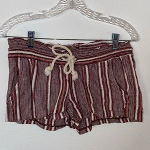 Size 6 Roxy Beachy Shorts